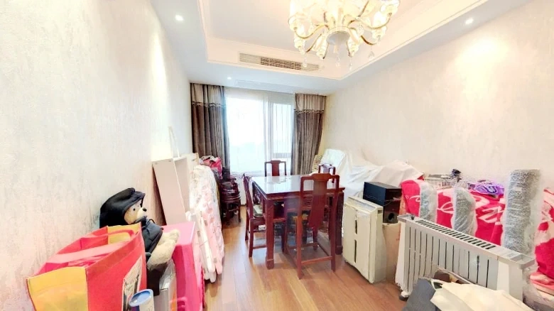 Starlight Avenue Plaza - View 4