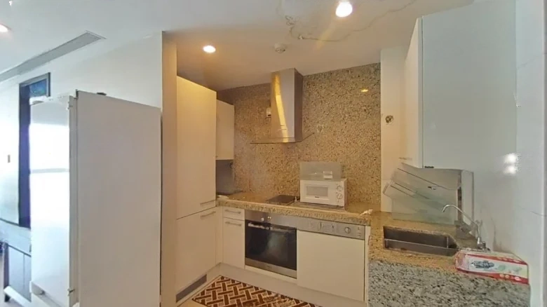 Hyatt Center - View 4