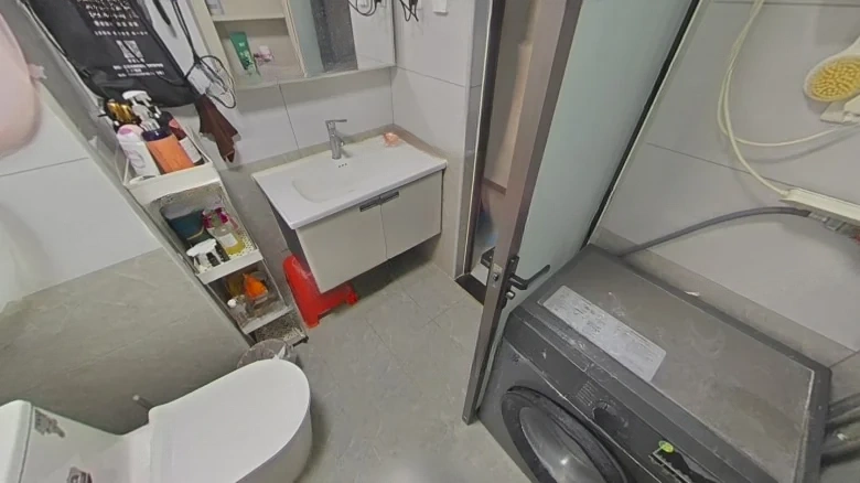 3rd Courtyard, North Street, Sanjiafang District - View 9