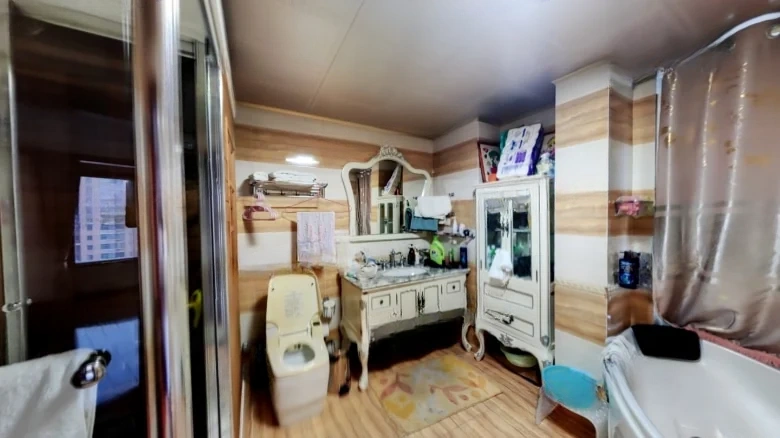 Splendid Present Garden - View 10