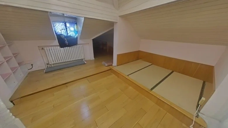 Signal Path Mountain Road - View 3