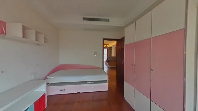 New City International Color Garden - View 2