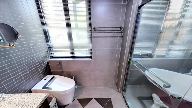 Xinhua Golf Links - View 16