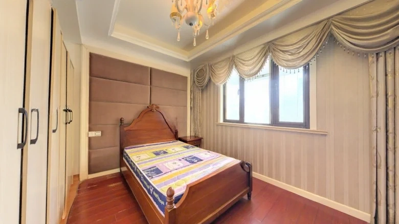 Nantong Yicheng Shuiqing Muhua - View 5