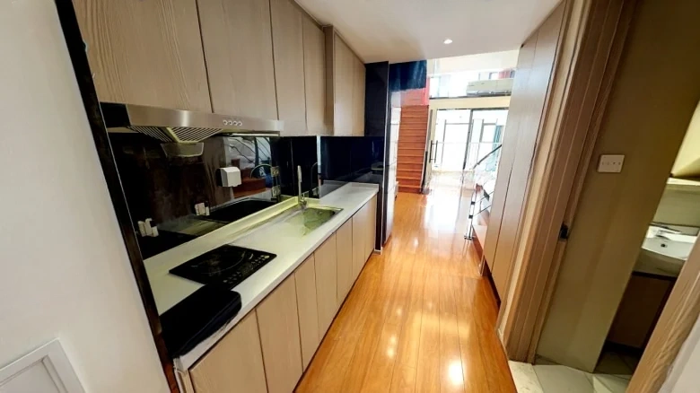 MCC Deyan Mansion - View 9