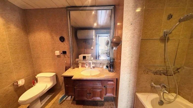 Skean Happiness Square - View 6