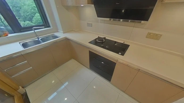 C绿R城 L九龙C仓 G桂Y语 J江南 - View 9