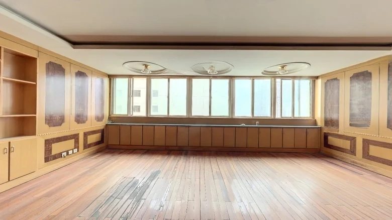 Yellow Tower Office Building - View 5