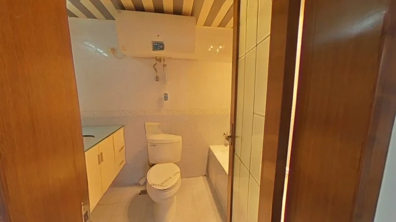 Pinghai Apartment Complex - View 9