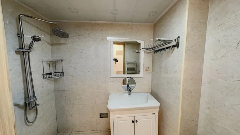 Rongze Jiayuan West Second Road 2号院 can be translated as - View 6