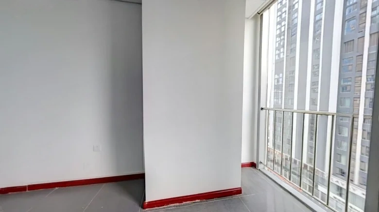 Hua Run Building - View 3