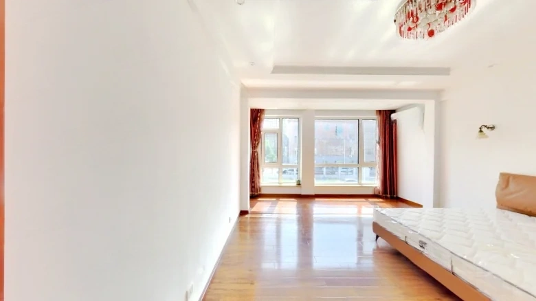 Rich Wang Fu Rong Ming Ge - View 2