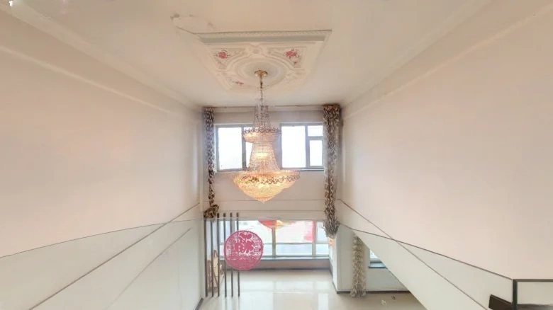 Golden Waltz - View 12