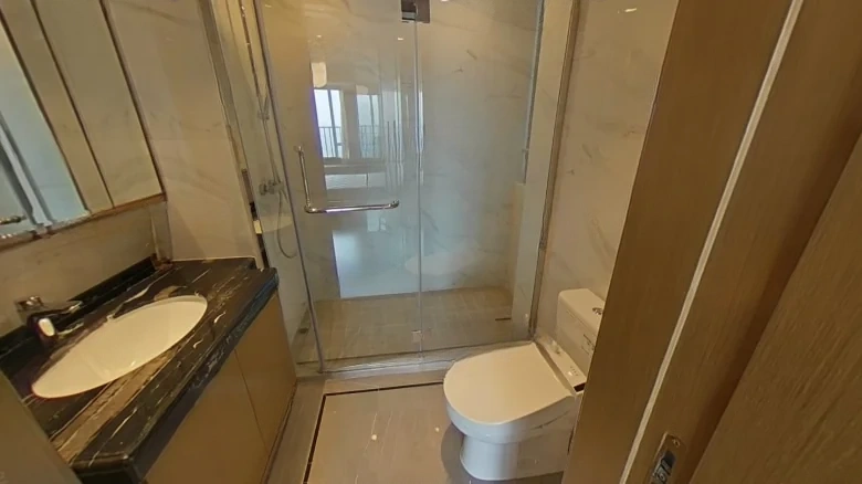 Riverfront Imperial Iris Mansion - View 10