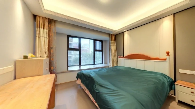 Oriental Bohui翠 can be translated as - View 3