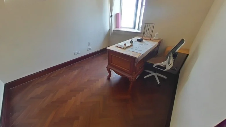 Xinhua Jin Edinburgh International Apartment - View 2