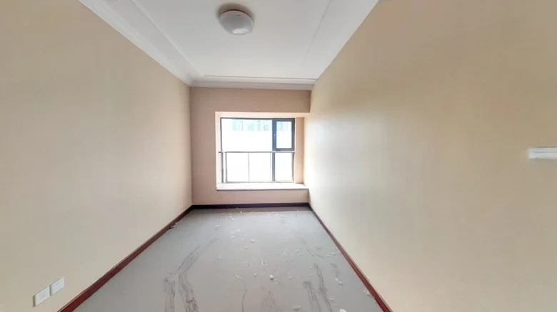 Hengda Huafu碧桂園并不代表恒大華府的名字，但根据提供的文本“恒大华府”直接翻译为英文专有名词是 - View 4