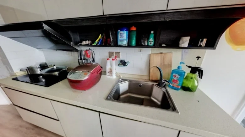 Hubei Tower - View 4