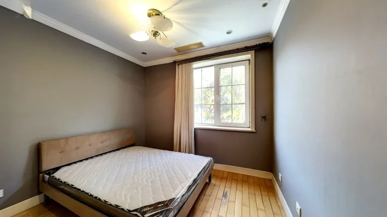 Lemont Lake Villa - View 2