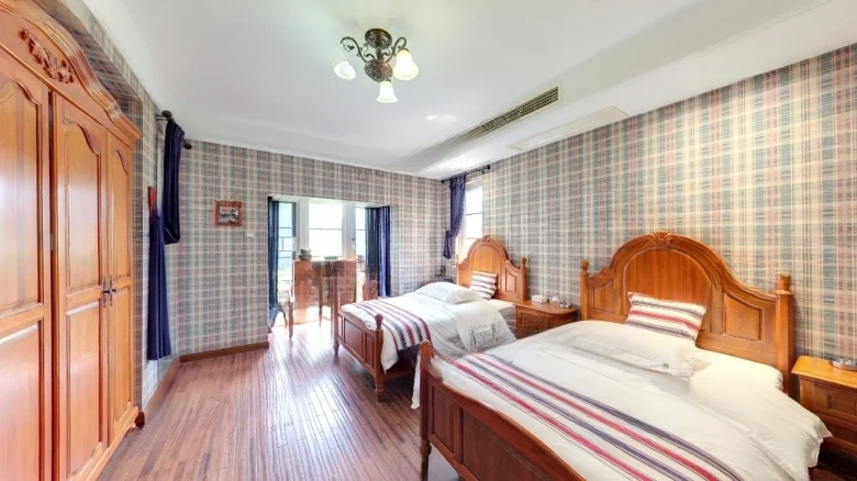 American Stories - View 2