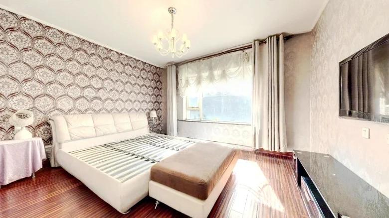 West Beauty Five Continents Heaven Earth - View 2