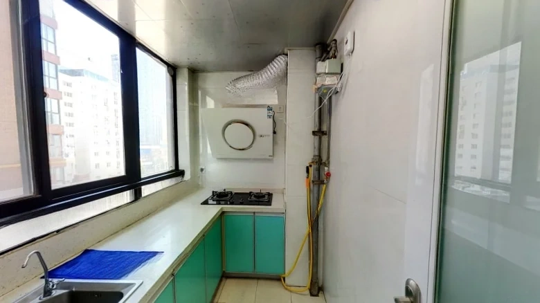 Central Plaza - View 5