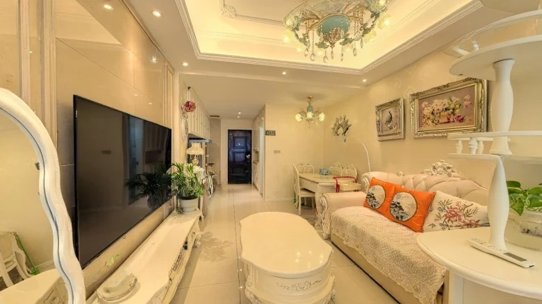 Flower Year Xi Year Center - View 2