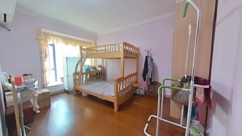 Elegance View Green Court - View 4