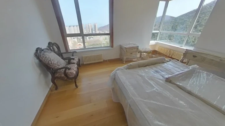 Jin Guang Junyue Mountain - View 2