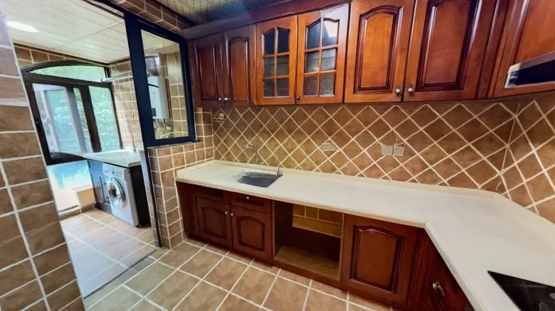 New Hope Crown International - View 8