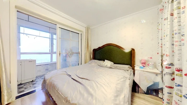 Golden Jade Perfect Affinity - View 2