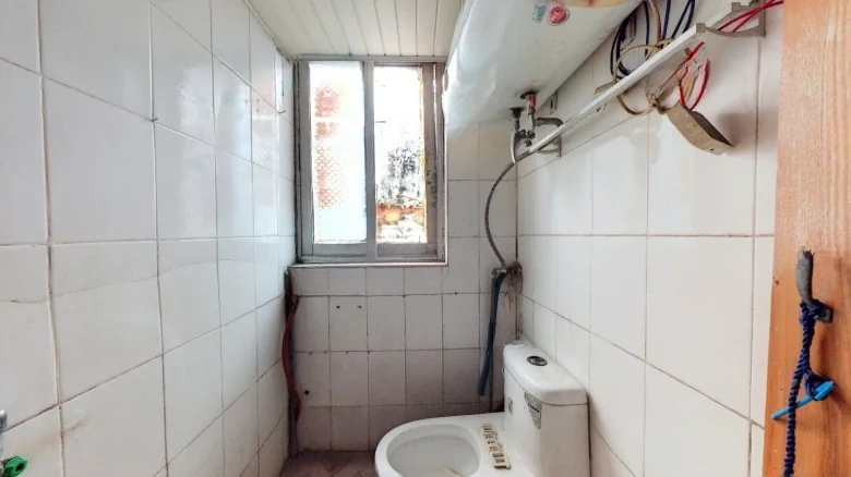 Bloom Apartments - View 5