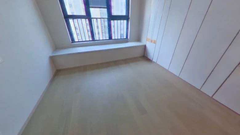 Elegant Peak Residence A District - View 3