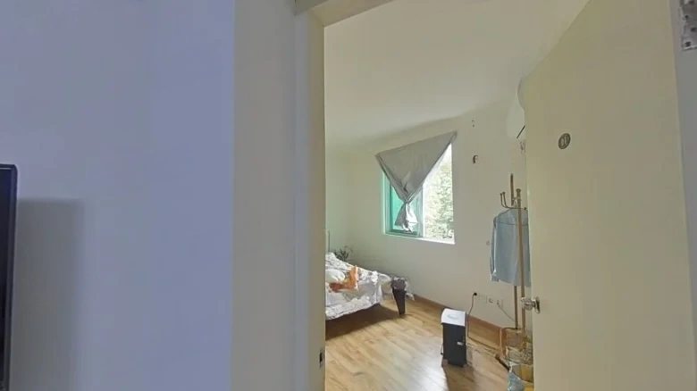 Drum Tower Flower Garden - View 3