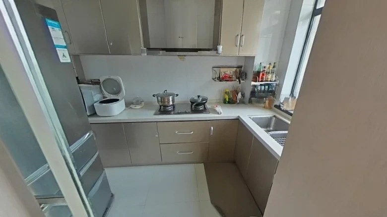 Orlando Town Plaza - View 6