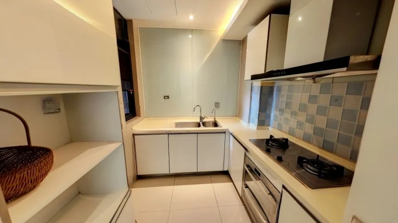 New Land Centre - View 5