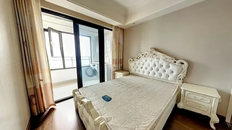 Jinyu Zijingfu - View 2