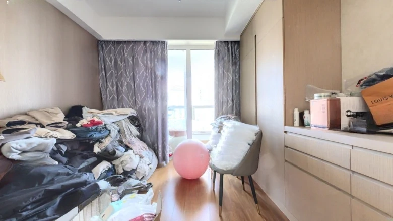 Elegant Courtyard Collection - View 2