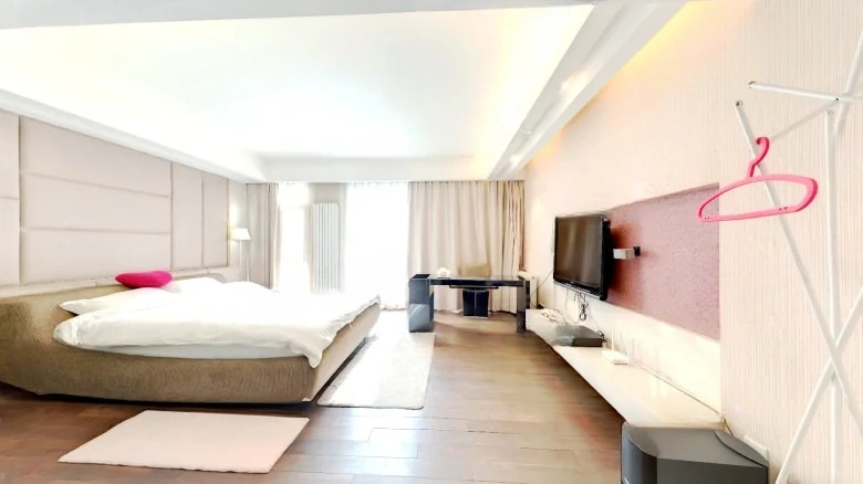 Jinlin Peninsula - View 2