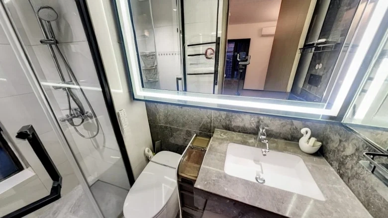 Polytery Hall Plaza - View 13