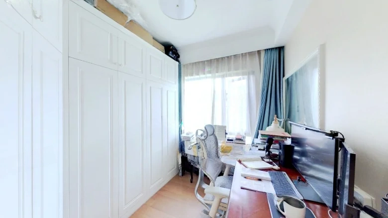 Moonlit Platform - View 3