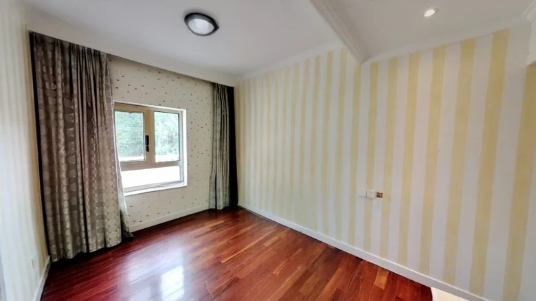 Lily Garden - View 3