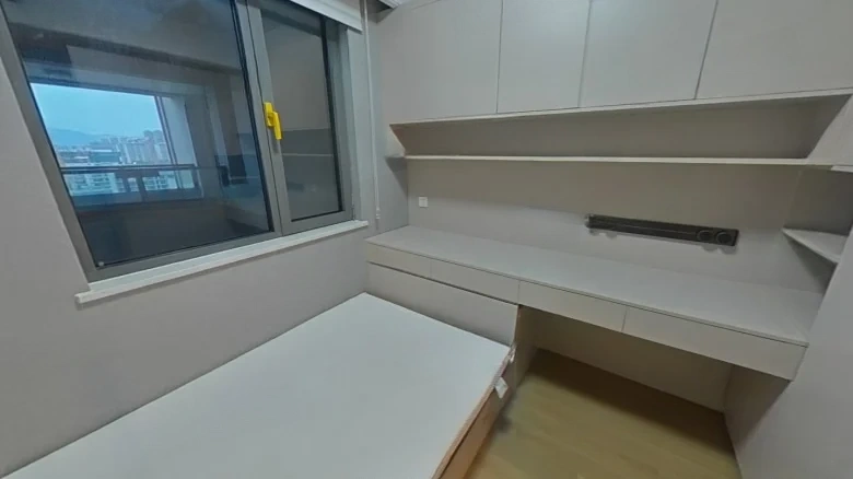 Hua Zhuo Lan Court South District - View 2