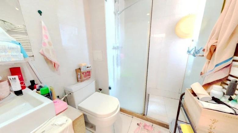 Tianshan Huating Apartments - View 6