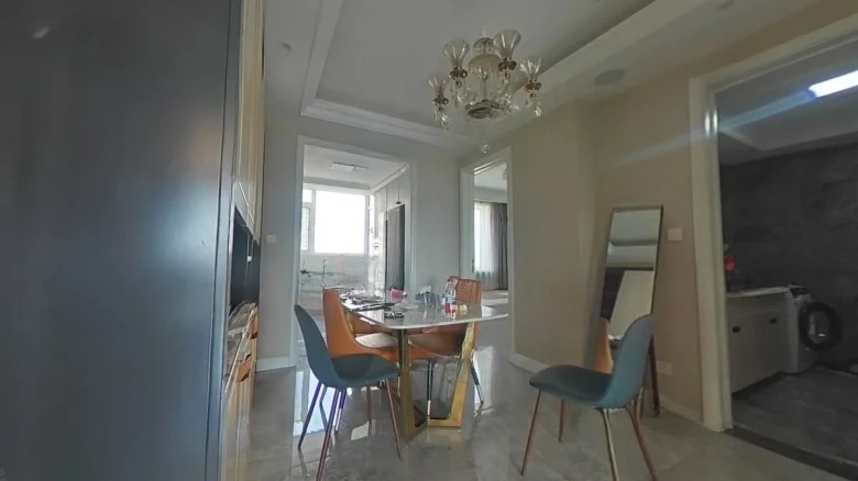 Sunshine Moon Elegance - View 4