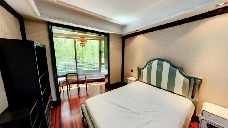 Silver Gulf Bay - View 3