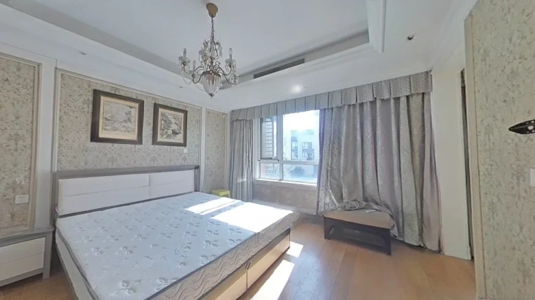 Little Stone City District 1 Rose Garden - View 5