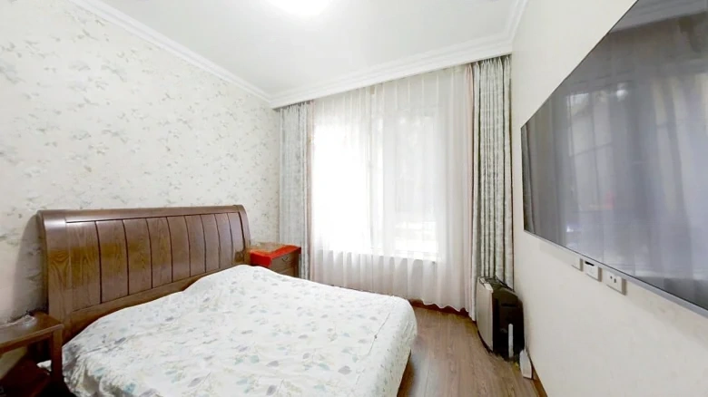 Huaron Fengtian Jiuli - View 2