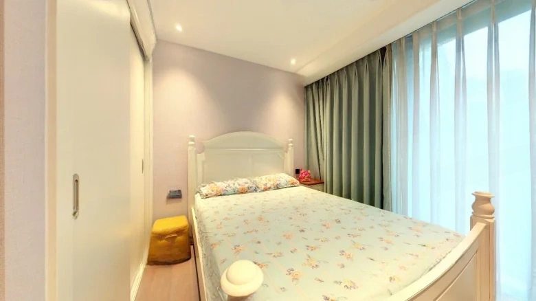 Goaling Feng - View 3