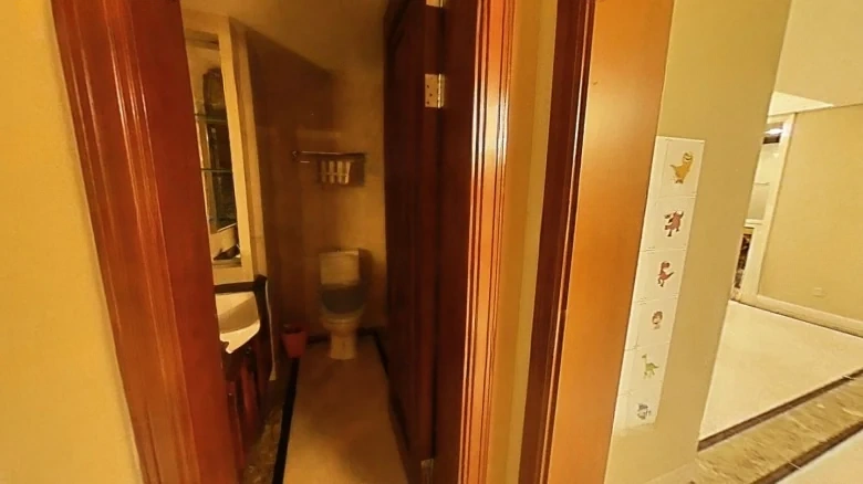 Elegant Ode Residence - View 12